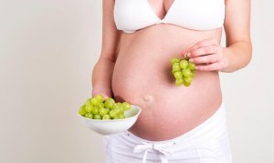 Виноград при беременности