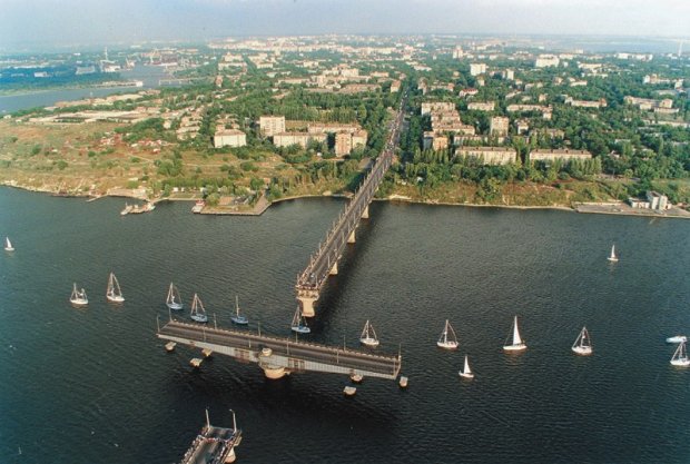 Варваровский мост во время разводки