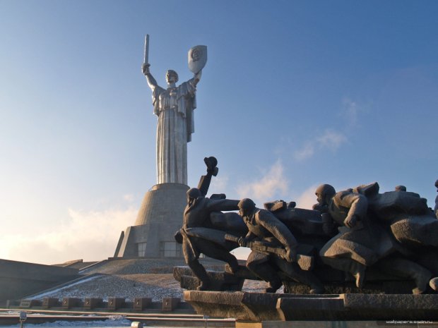 Рoдинa-Мaть (Киев, Укрaинa)