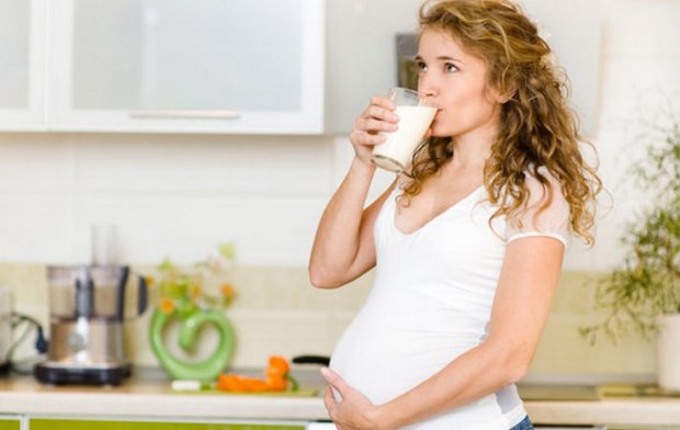 Молоко с медом при беременности